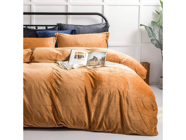 Camel Velvet Flannel Queen 3 Piece Duvet Cover Set Z335