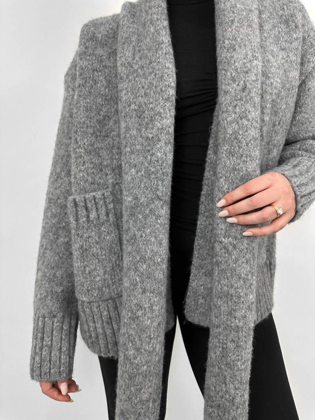 Chunky Knit Scarf Cardigan W190648