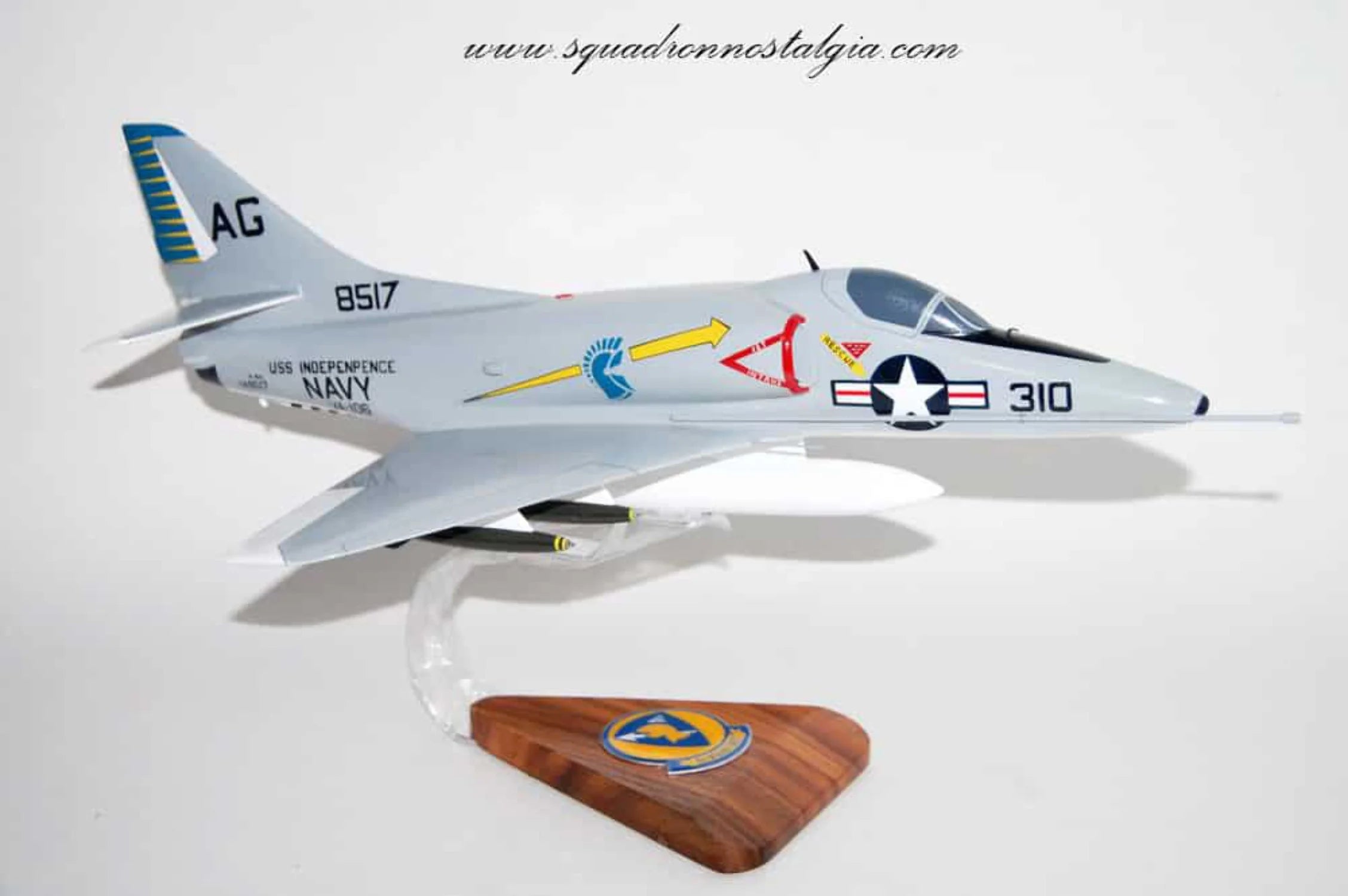 Mahogany Navy Model R877089