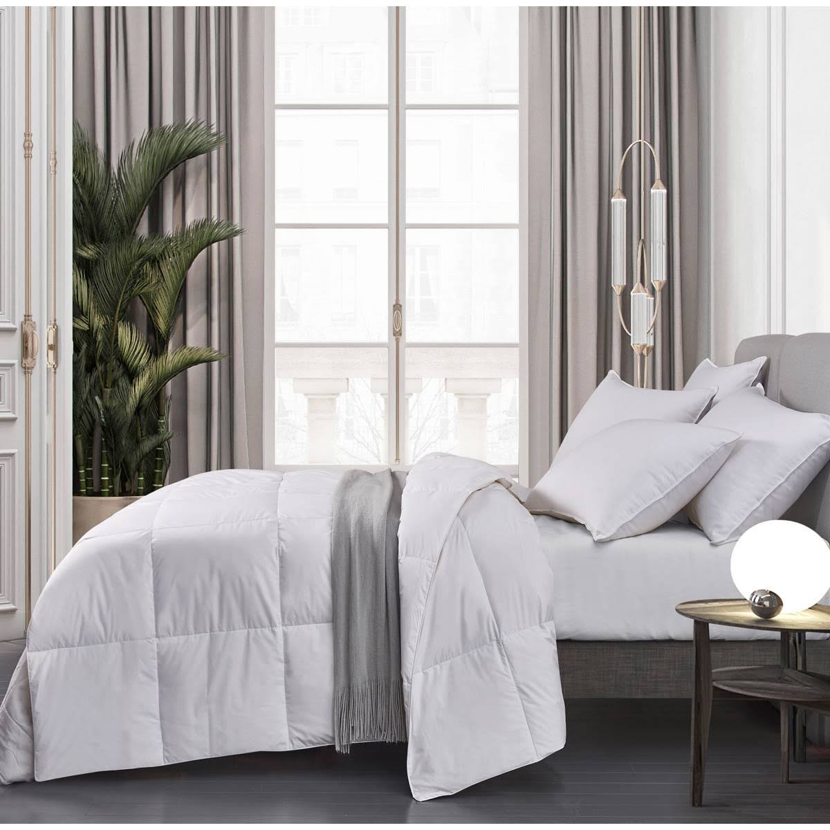 White Down Fiber Comforter Full/Queen D2960