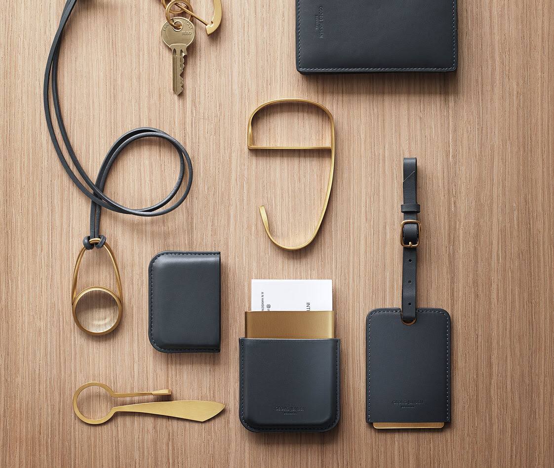 Business Card Holder E620320