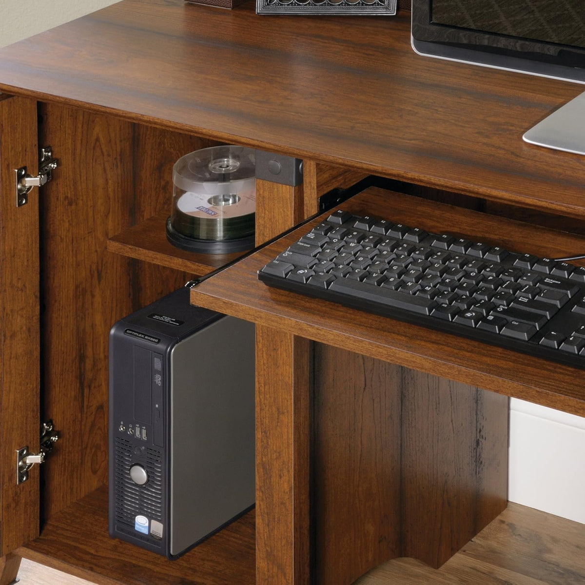 Corner Computer Desk, Washington Cherry finish Q959