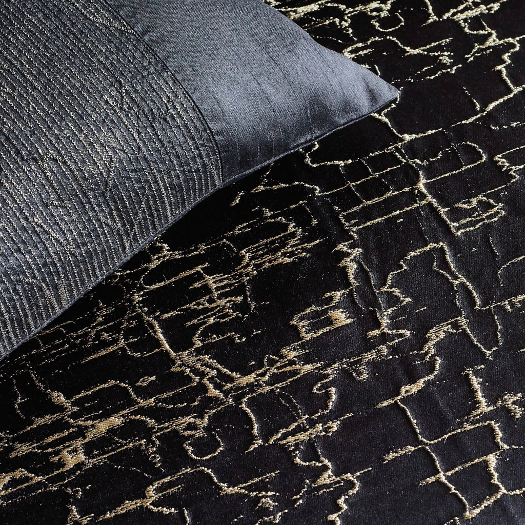 Onyx Standard Sham - Black T3092