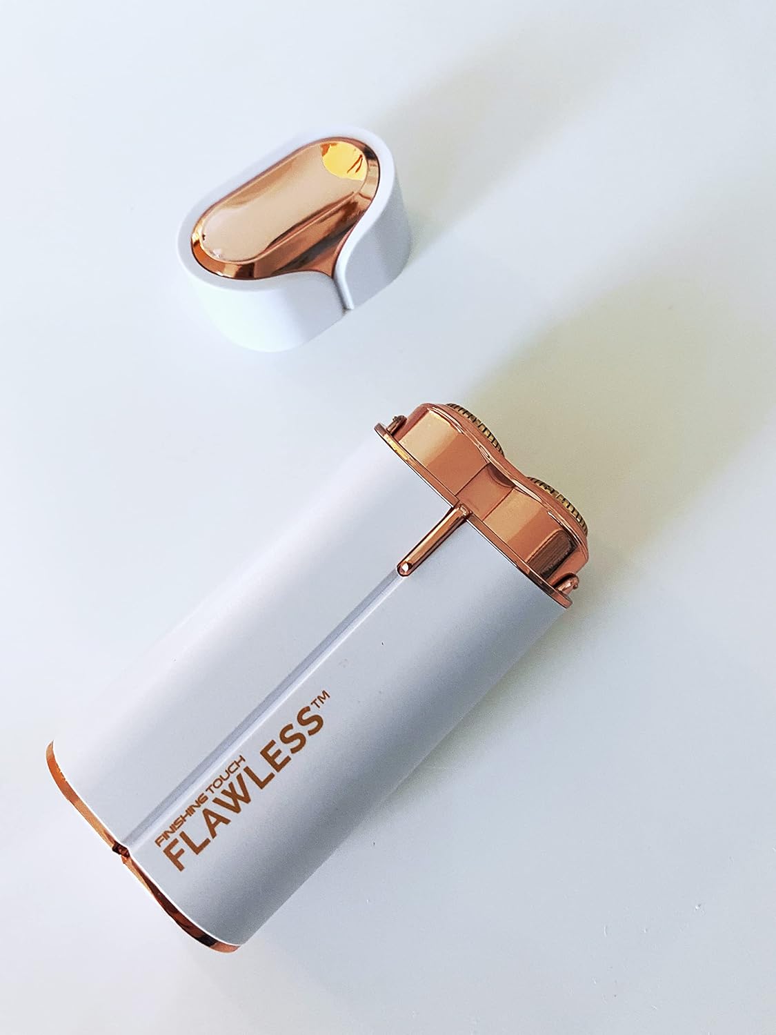 White/Rose Gold Facial Electric Hair Remover O33905