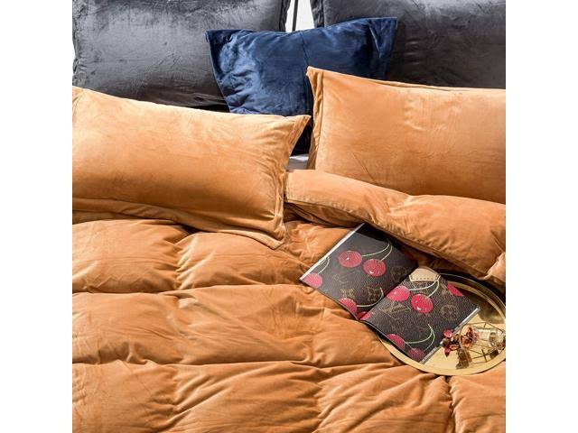 Camel Velvet Flannel Queen 3 Piece Duvet Cover Set Z335