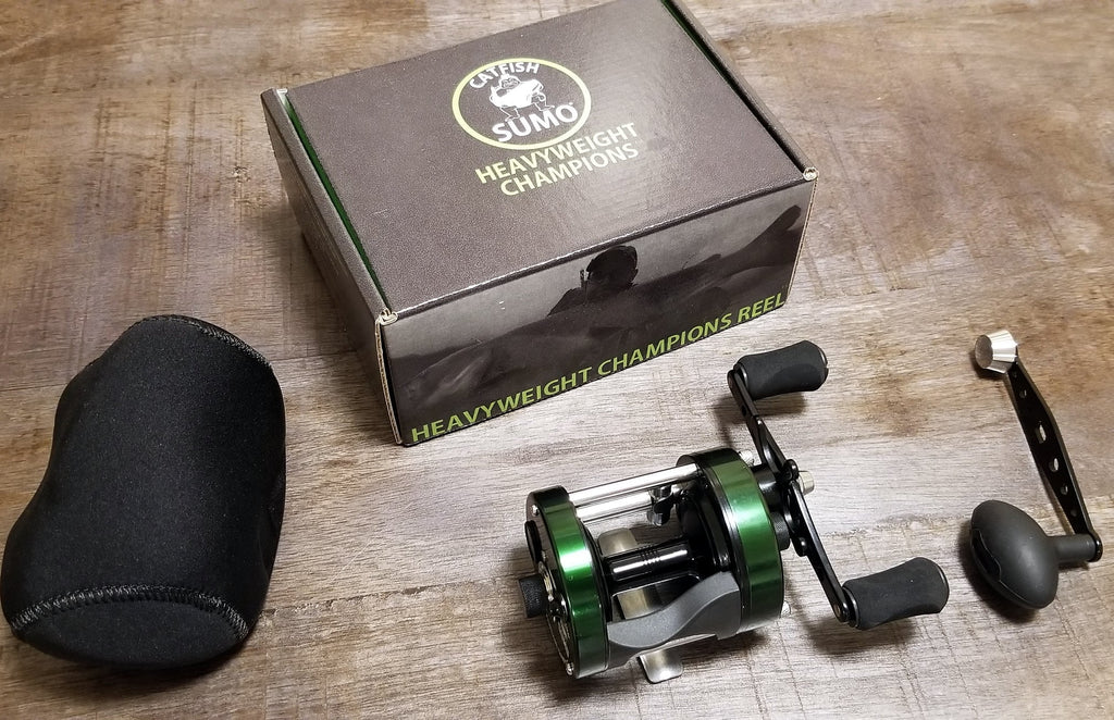 Catfishing Reel with Right Side Retrieve R4938
