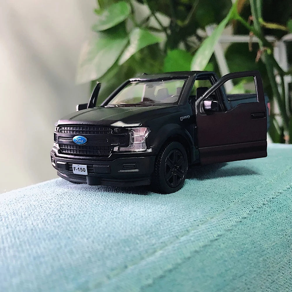 1/36 Scale F150 Pickup Truck Casting Car Model, Zinc Alloy Pull Back Toy Car L358