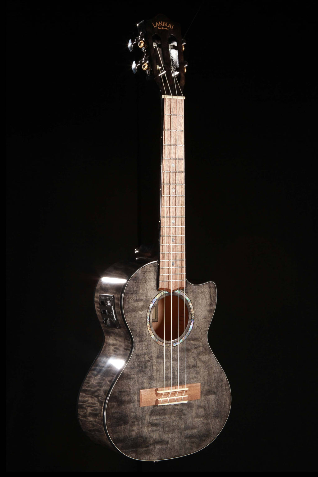 Black Quilted Maple J731383